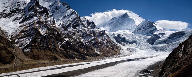 Nun-Kun summit and glacier on the way to Zanskar from Ladakh