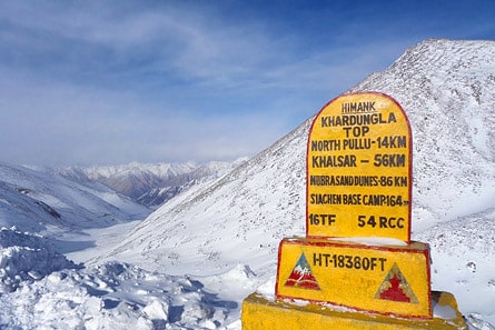 Khardung La Pass (5,602m) with snow, Ladakh